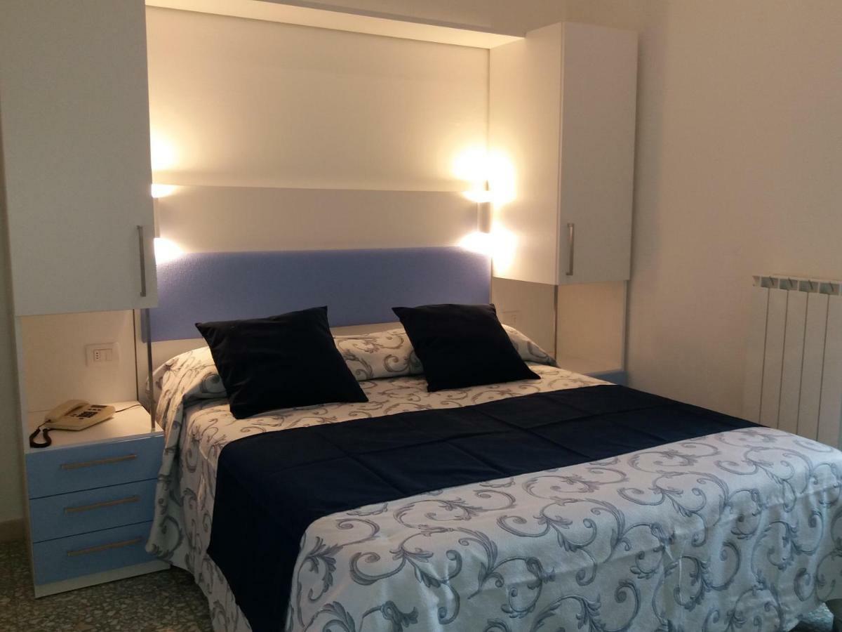 Hotel Niagara Marotta Ngoại thất bức ảnh